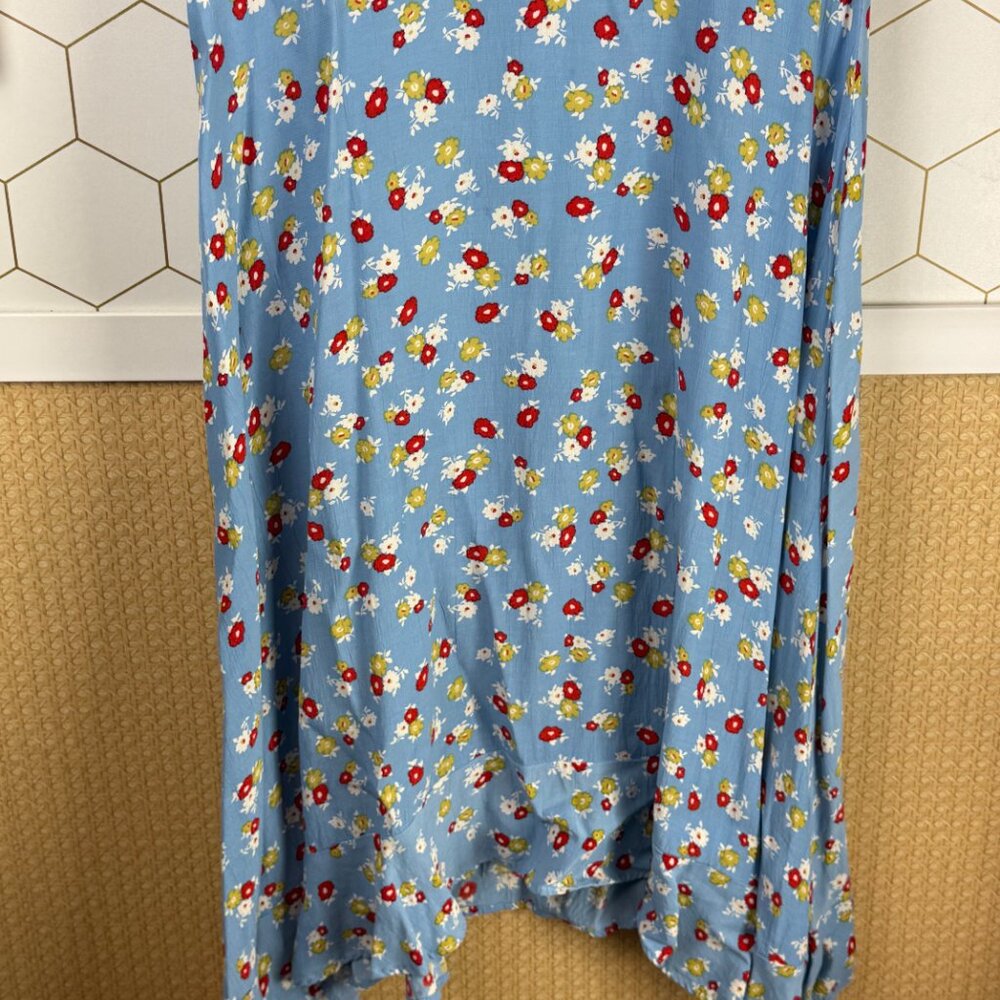 Faithfull The Brand Light Blue Erin Floral Short Sleeve Midi Dress - Size - 6 - Picture 9 of 10